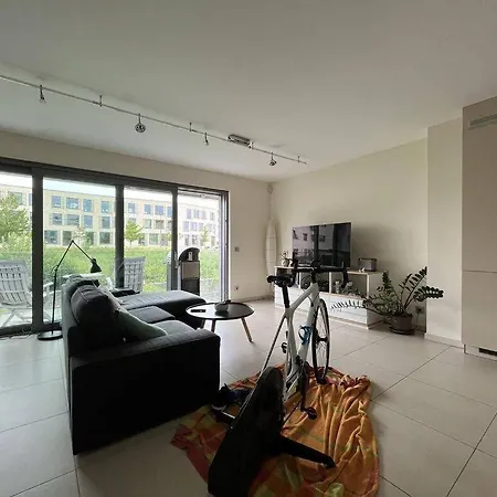 Stunning Architectural Home, Sleeps 8, * 더블린